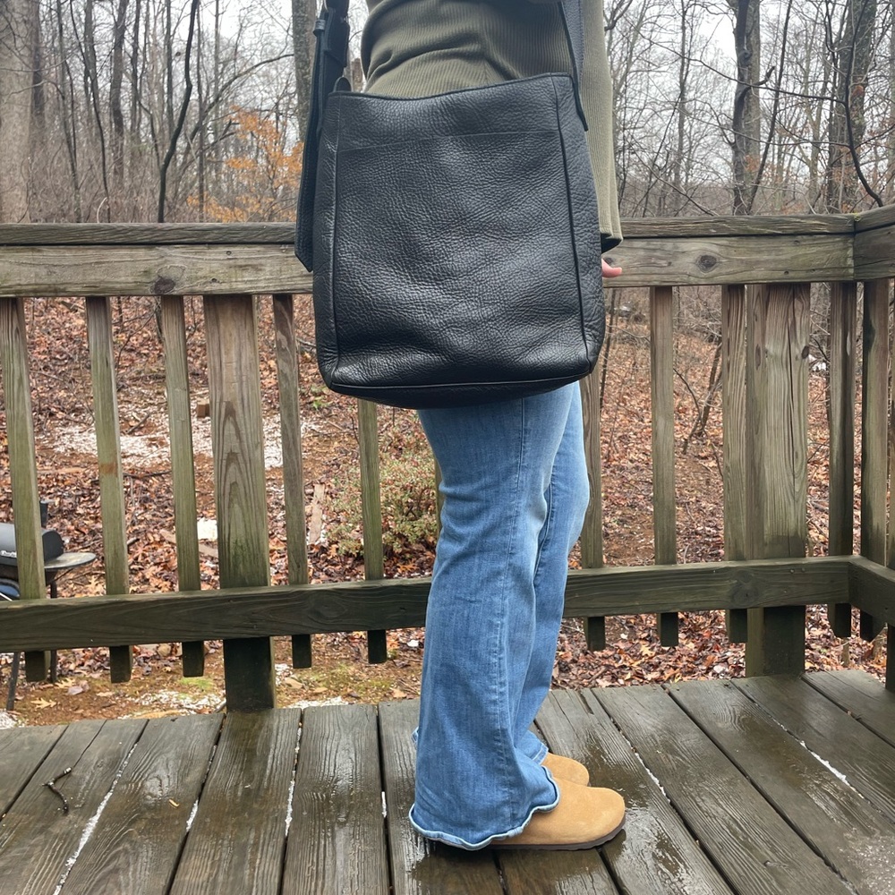 DELUTH Trading Co. Crossbody Bag